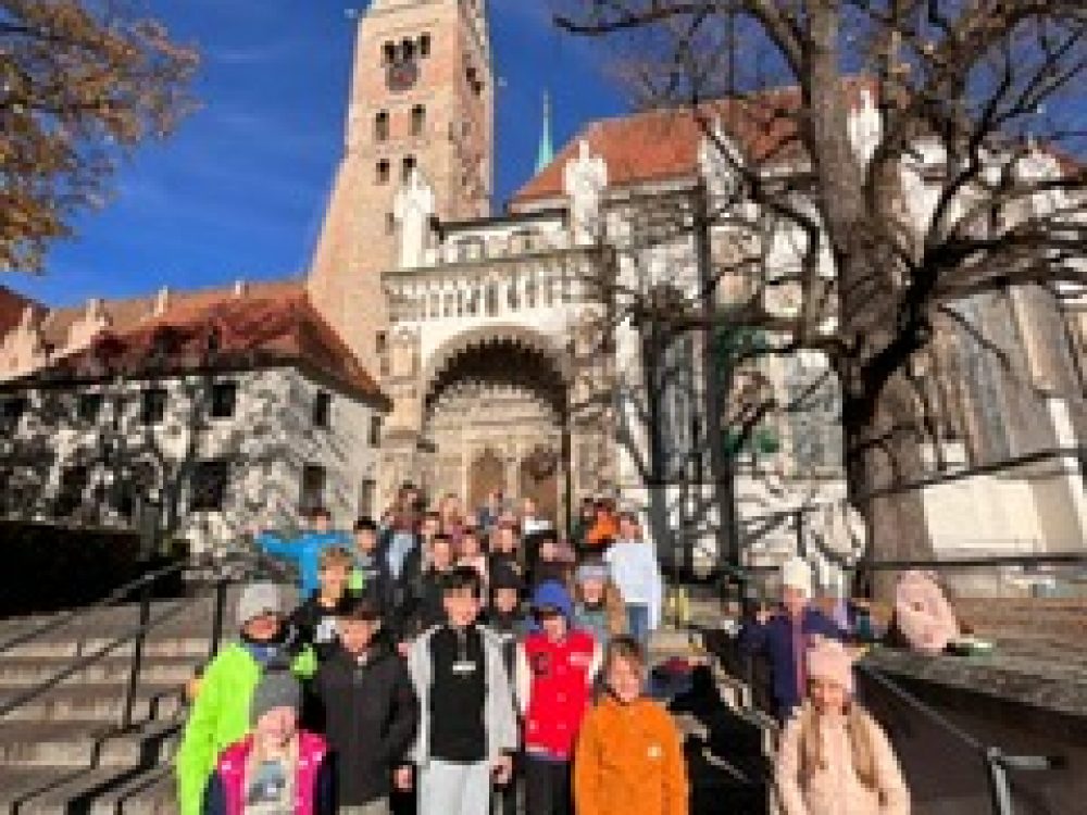 PHOTO-2025-11-04-12-24-24